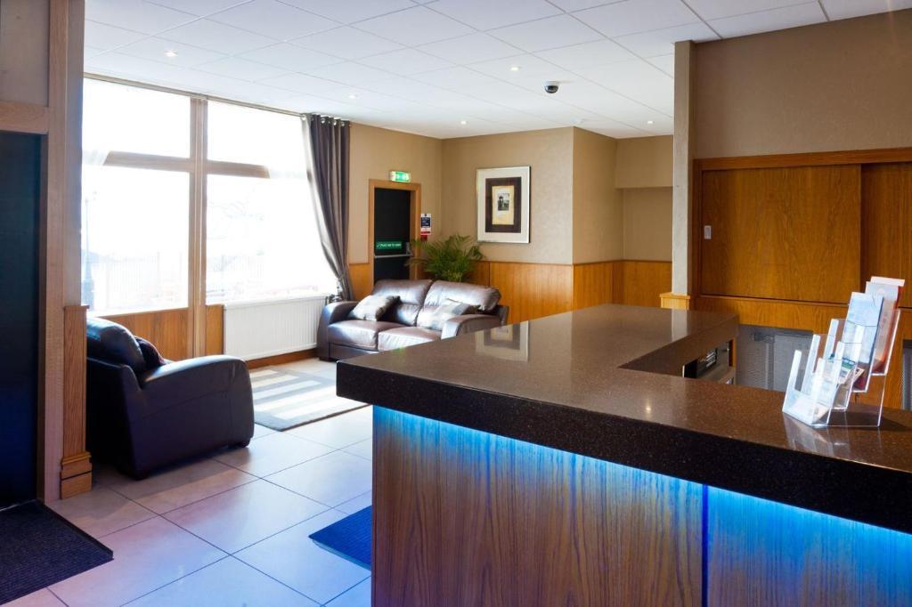 Caledonia Hotel Rosyth Ngoại thất bức ảnh