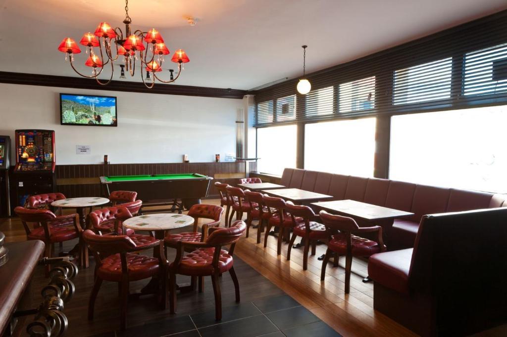 Caledonia Hotel Rosyth Ngoại thất bức ảnh